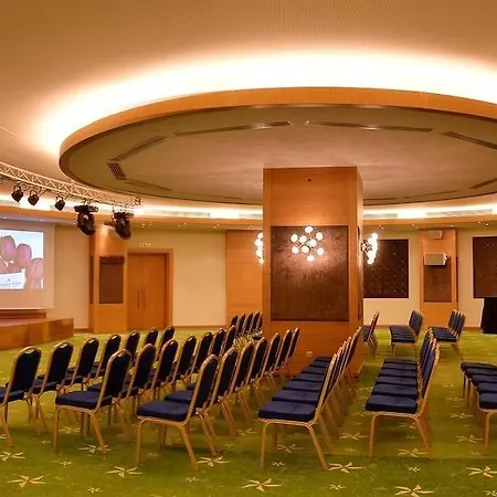 Ξενοδοχείο Grand Pasha Luxury & Casino