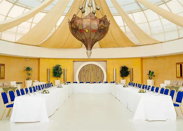 Grand Pasha Luxury & Casino ホテル