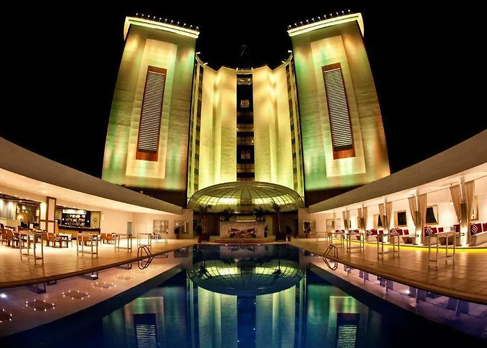 ホテル Grand Pasha Luxury & Casino 5*