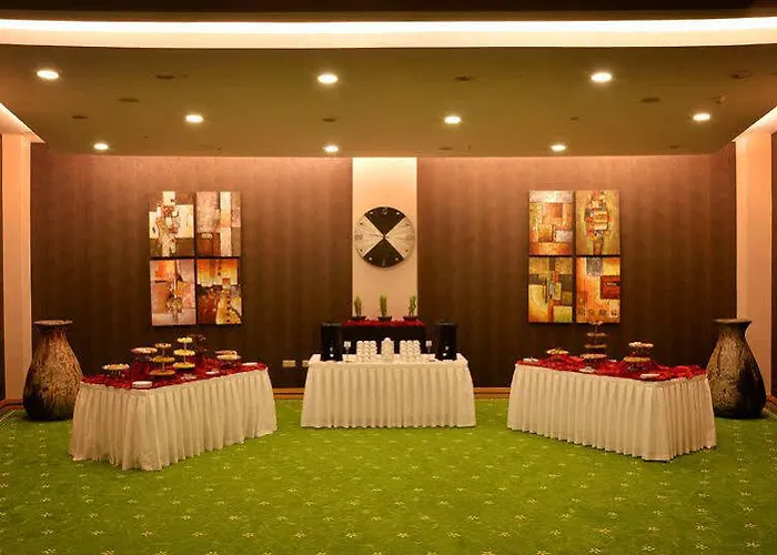 Grand Pasha Luxury & Casino ホテル ニコシア