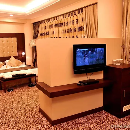 Grand Pasha Luxury & Casino 호텔