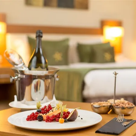Grand Pasha Luxury & Casino 호텔 니코시아
