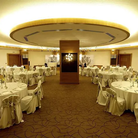 Hotel Grand Pasha Luxury & Casino