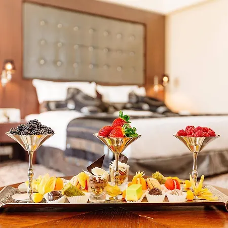 Grand Pasha Luxury & Casino 호텔 니코시아