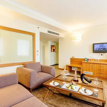 호텔 Grand Pasha Luxury & Casino 5*