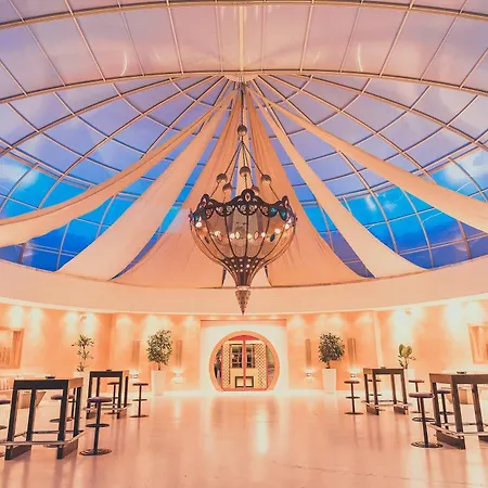Grand Pasha Luxury & Casino 5* 니코시아